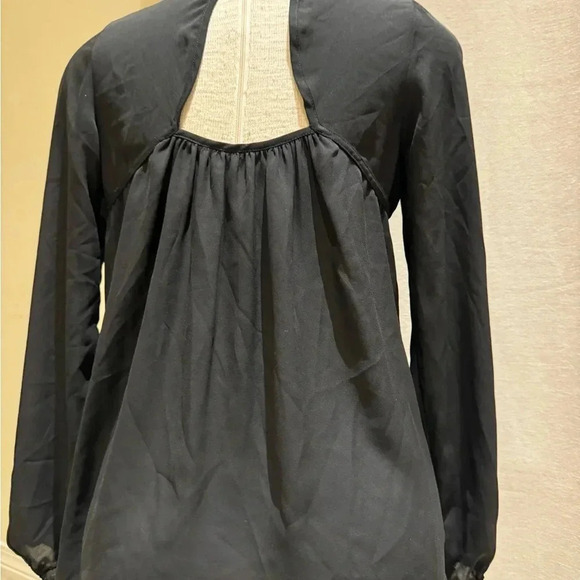 Black long sleeve top - Picture 2 of 6